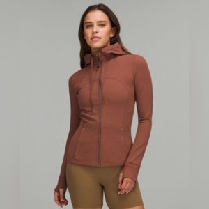 NWT Lululemon HOODED DEFINE JACKET *NULU
Color: Ancient Copper
Size: 8
